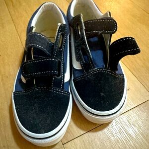 Vans kids Velcro tennis shoes